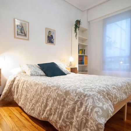 Appartement Bilborock By Zazpikaleak à Bilbao Extérieur photo